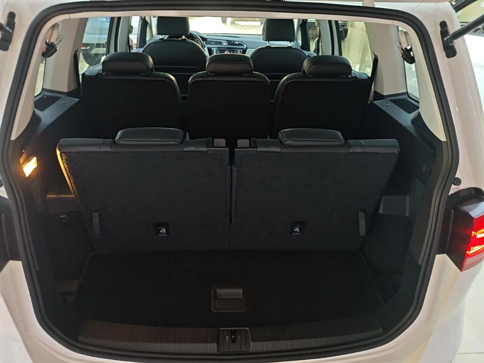 Volkswagen Touran 2018 Volkswagen Touran L 280TSI DSG Comfort Edition 7 Seats China V Emission Standard — миниатюра 22