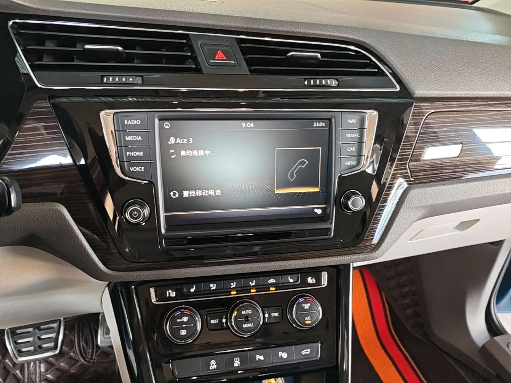 Volkswagen Touran 2018 Volkswagen Touran L 280TSI DSG Luxury Edition 6-seater — миниатюра 16