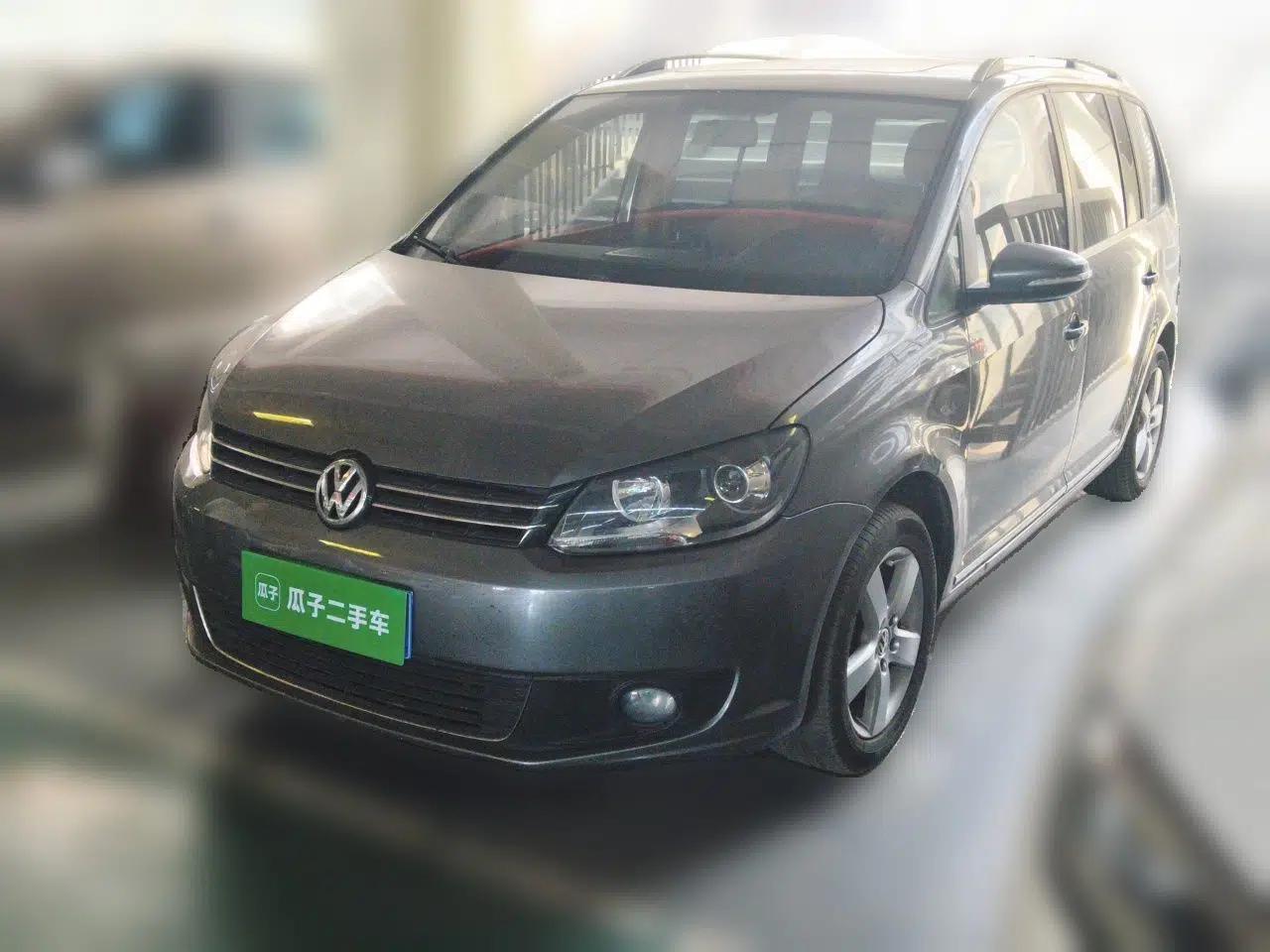 Volkswagen Touran 2011 1.4T DSG Zhiya Edition 5 Seats — миниатюра 1