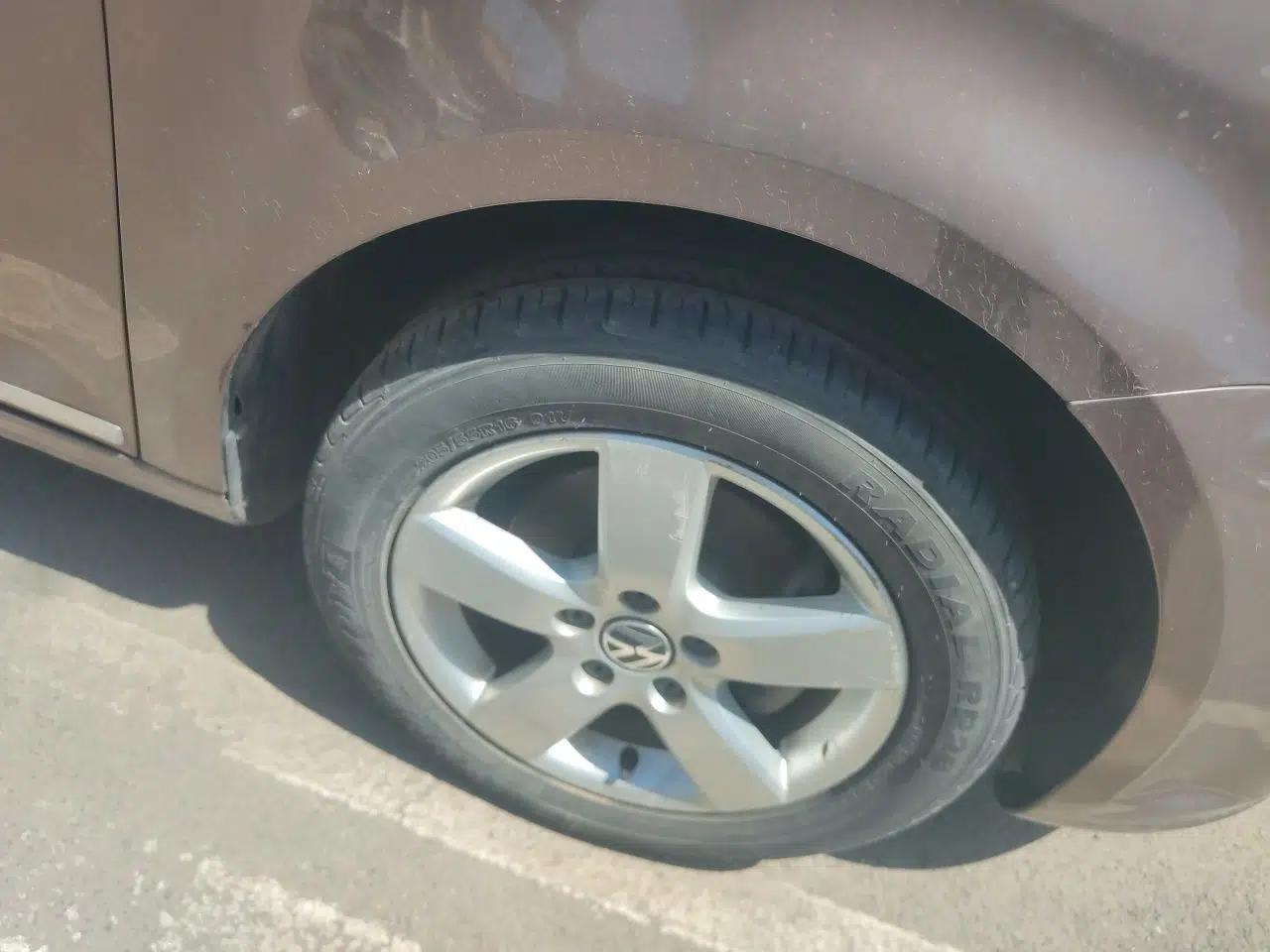 Volkswagen Touran 2011 1.4T DSG Zhiya Edition 5 Seats — миниатюра 8