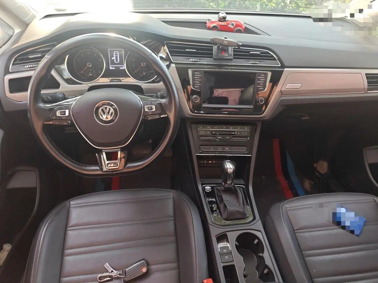 Volkswagen Touran 2021 Volkswagen Touran L 280TSI DSG Boundary Edition 7-Seater — миниатюра 10