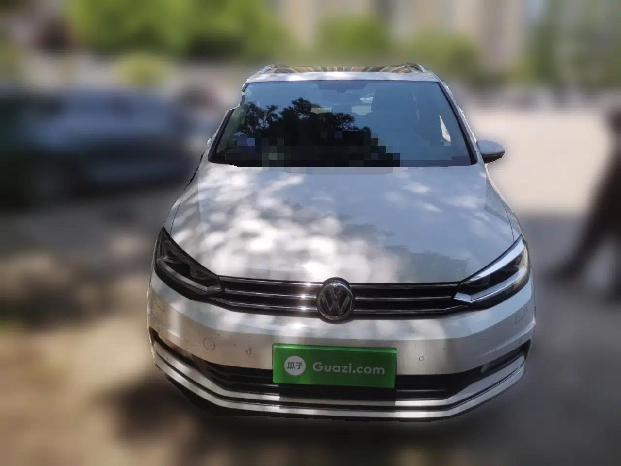 Volkswagen Touran 2016 Volkswagen Touran L 280TSI DSG Comfort Edition — миниатюра 2