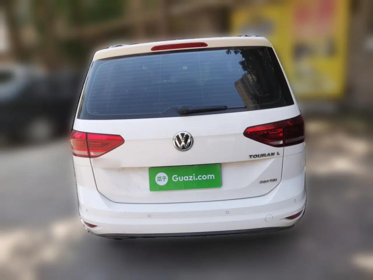 Volkswagen Touran 2016 Volkswagen Touran L 280TSI DSG Comfort Edition — миниатюра 5