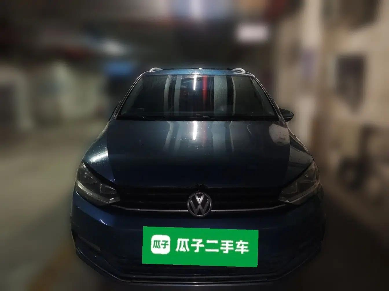 Volkswagen Touran 2016 Volkswagen Touran L 280TSI DSG Comfort Edition — миниатюра 2