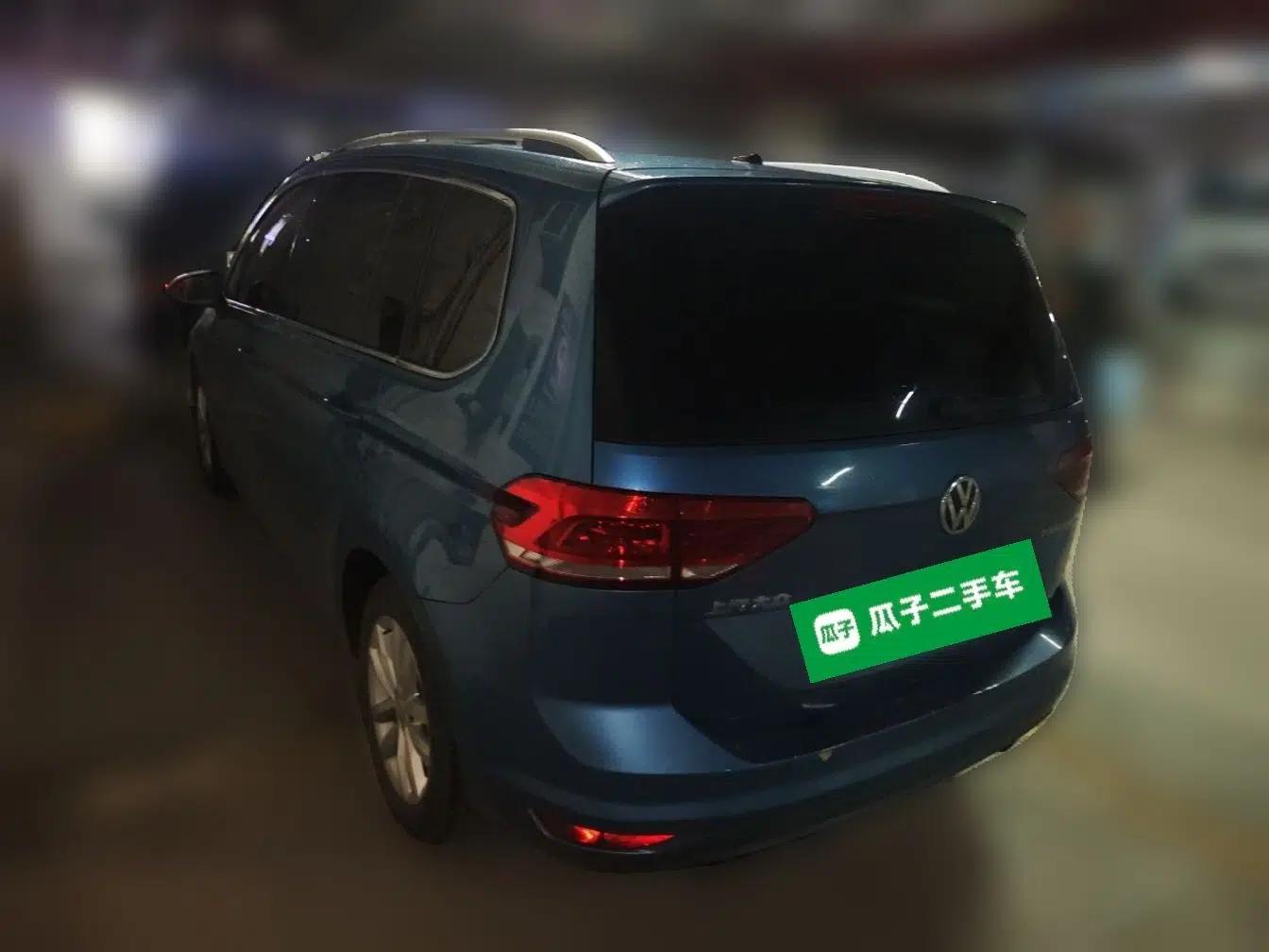 Volkswagen Touran 2016 Volkswagen Touran L 280TSI DSG Comfort Edition — миниатюра 4