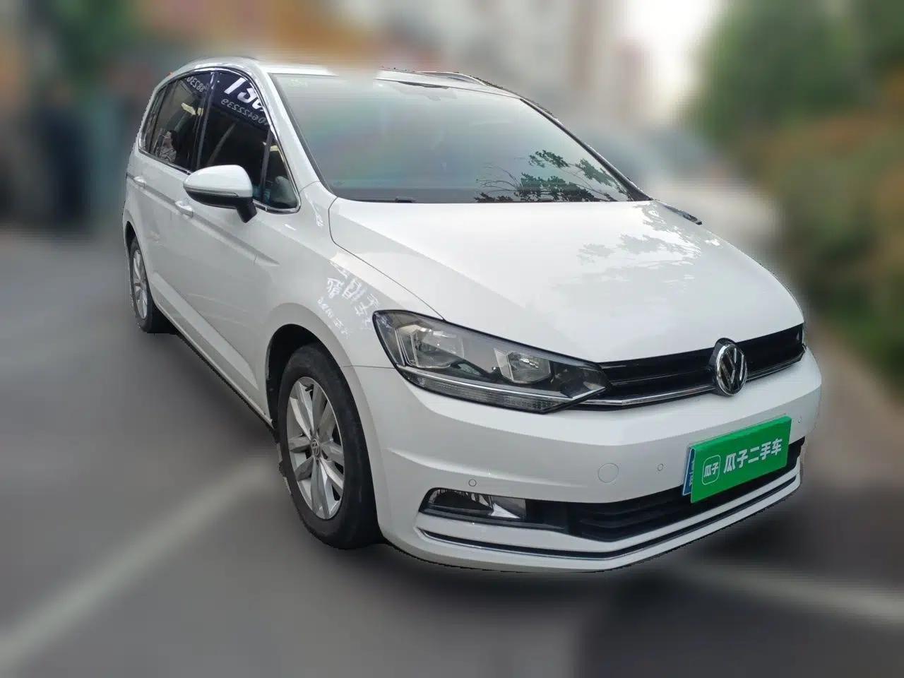 Volkswagen Touran 2018 Volkswagen Touran L 280TSI DSG Comfort Edition 7 Seats China V Emission Standard — миниатюра 3