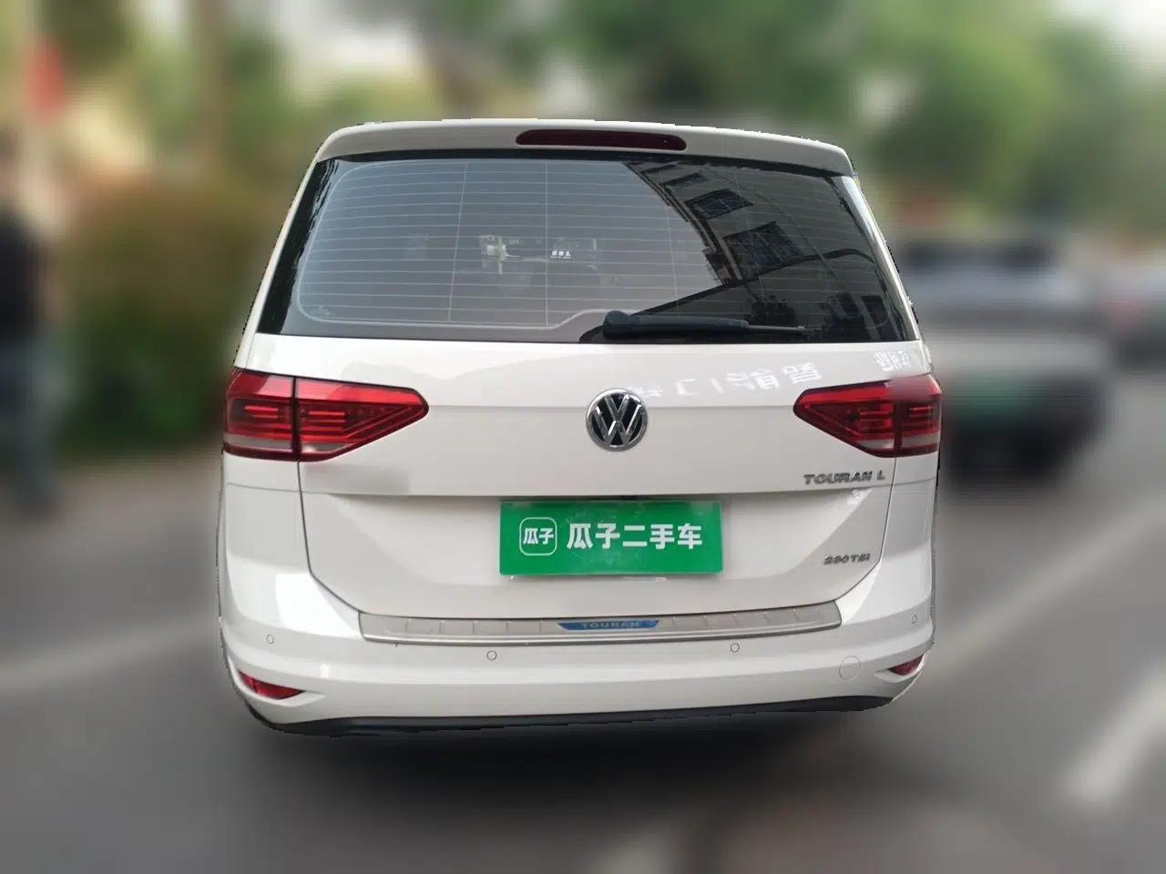 Volkswagen Touran 2018 Volkswagen Touran L 280TSI DSG Comfort Edition 7 Seats China V Emission Standard — миниатюра 5