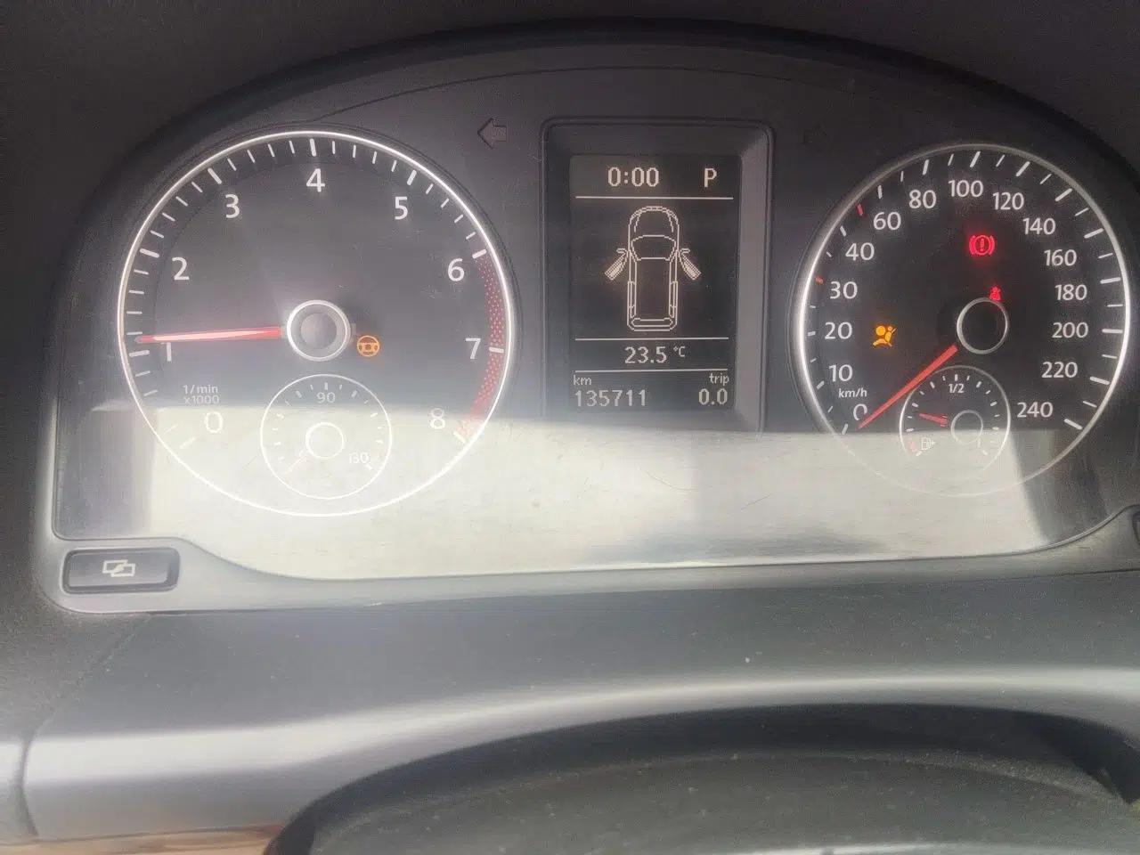 Volkswagen Touran 2011 1.4T DSG ZhiZhen Edition 5 Seats — миниатюра 13