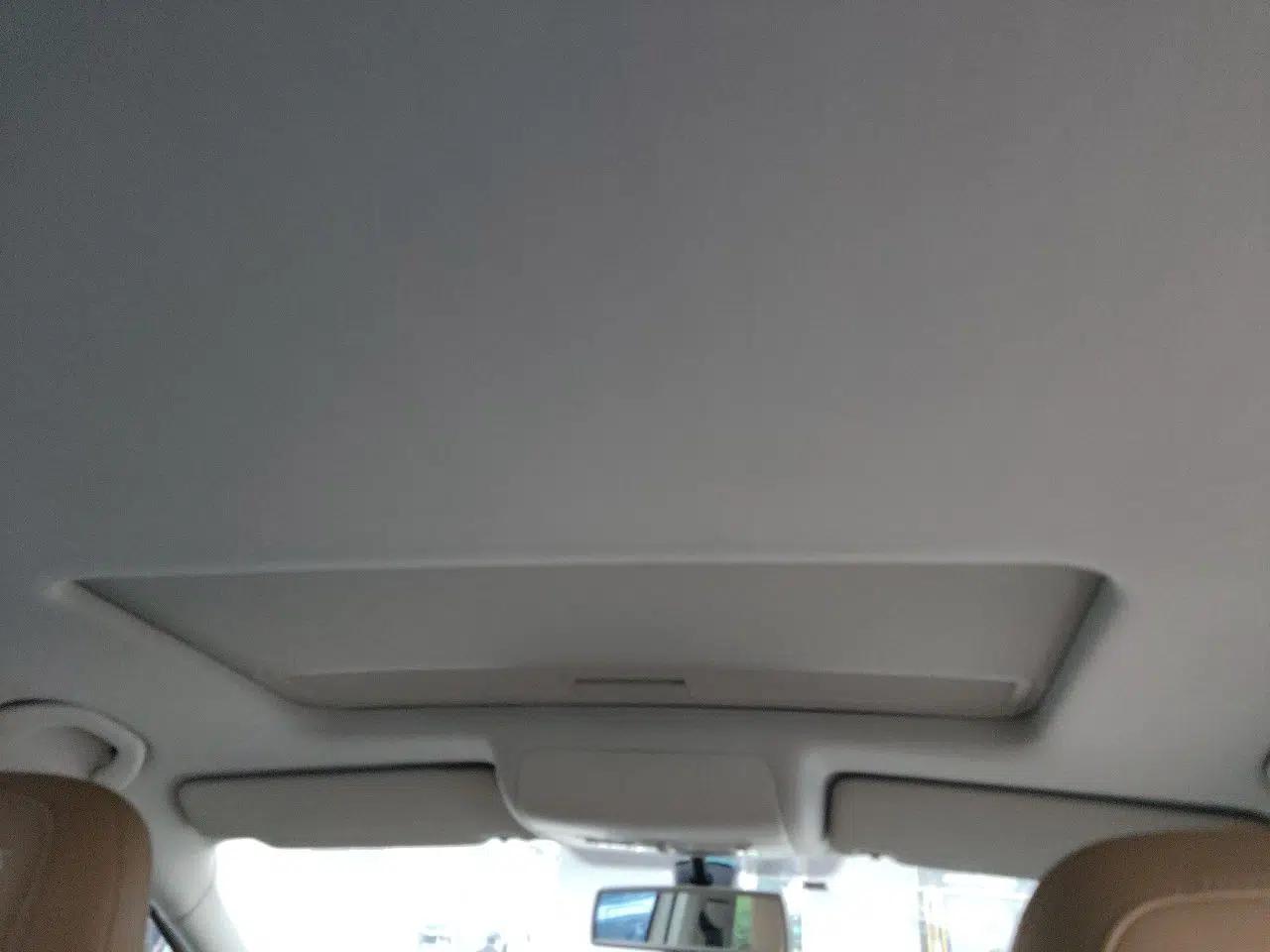 Volkswagen Touran 2013 1.4T DSG Comfort Edition 5-Seater — миниатюра 19