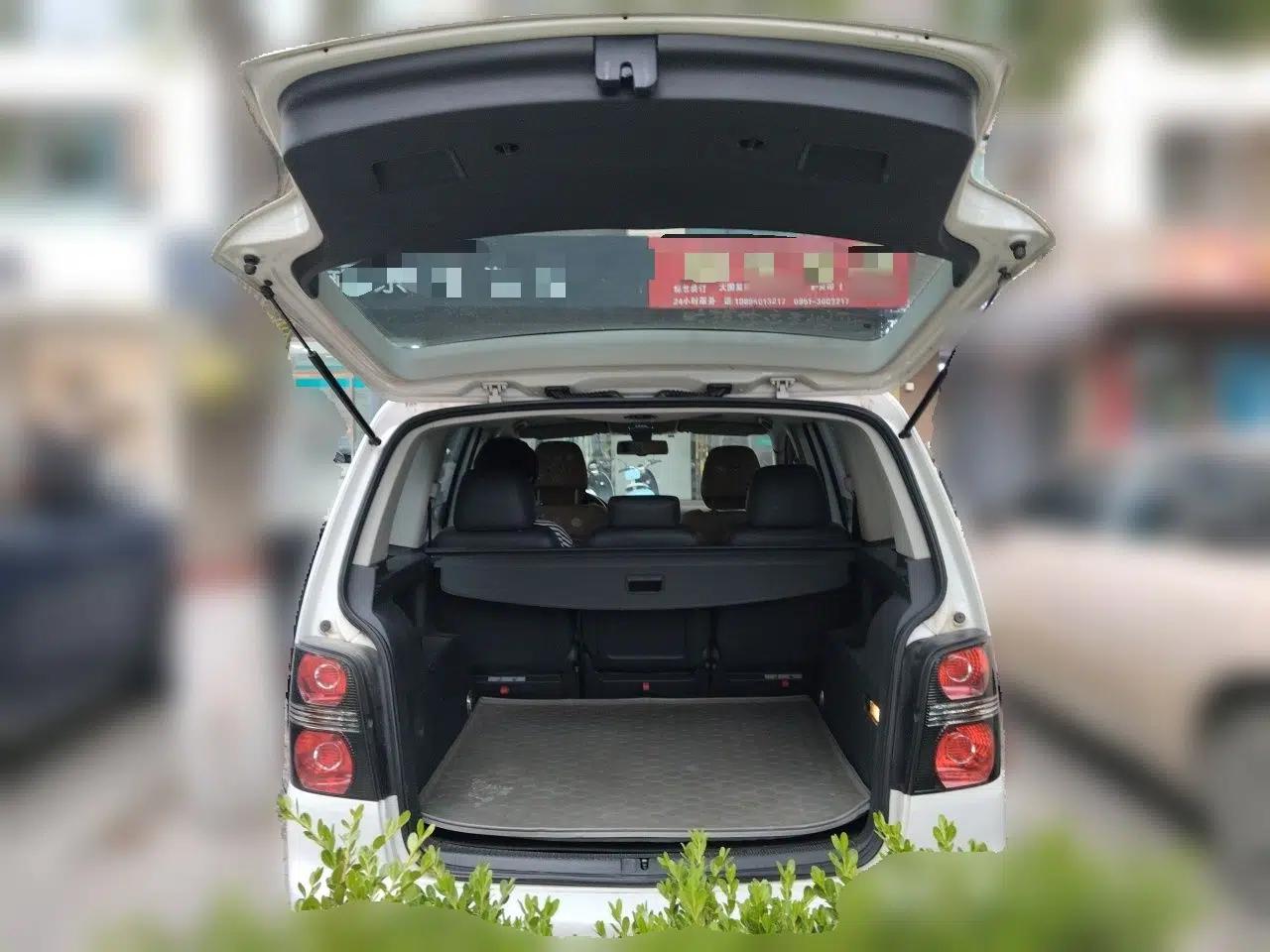Volkswagen Touran 2013 1.4T DSG Comfort Edition 5-Seater — миниатюра 20
