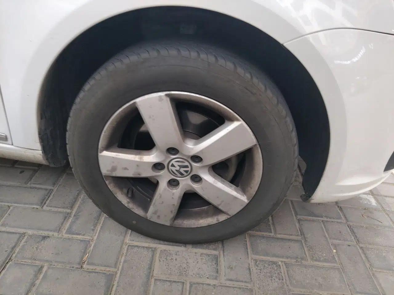 Volkswagen Touran 2013 1.4T DSG Comfort Edition 5-Seater — миниатюра 8