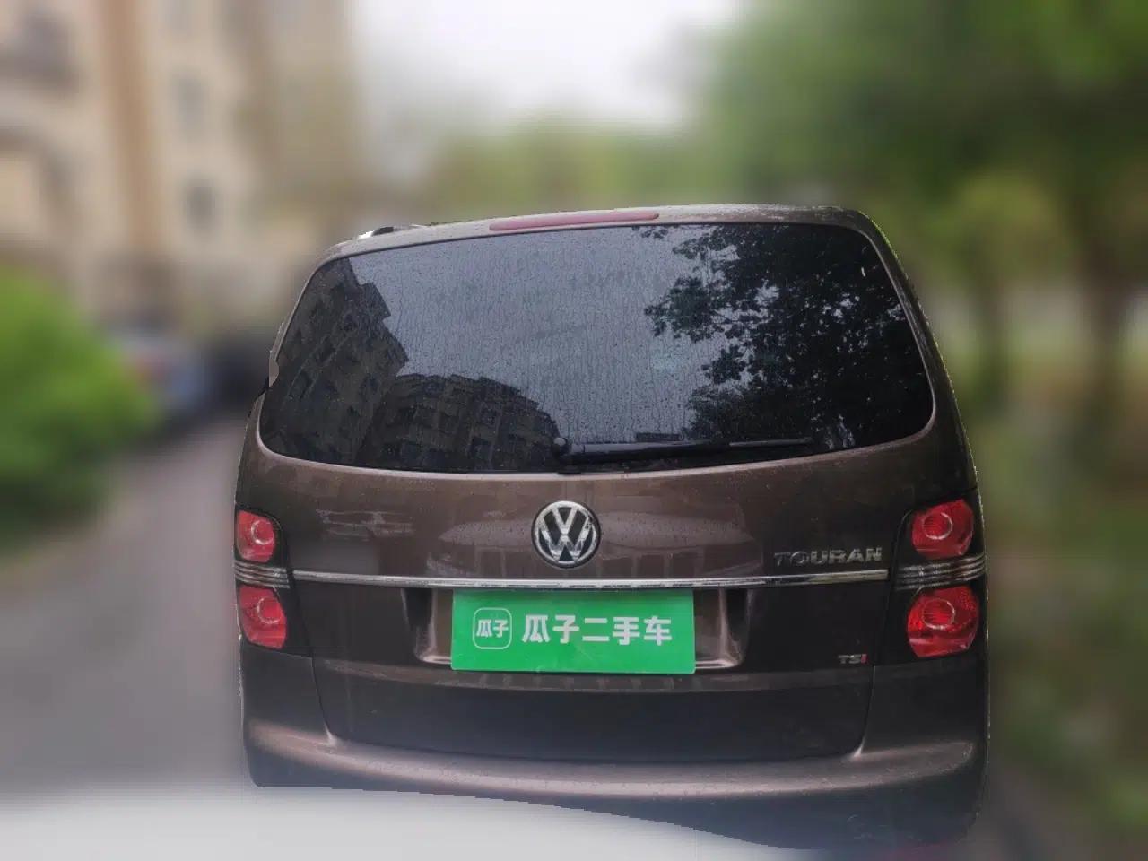 Volkswagen Touran 2013 1.4T DSG Smart Edition 5-seater — миниатюра 5