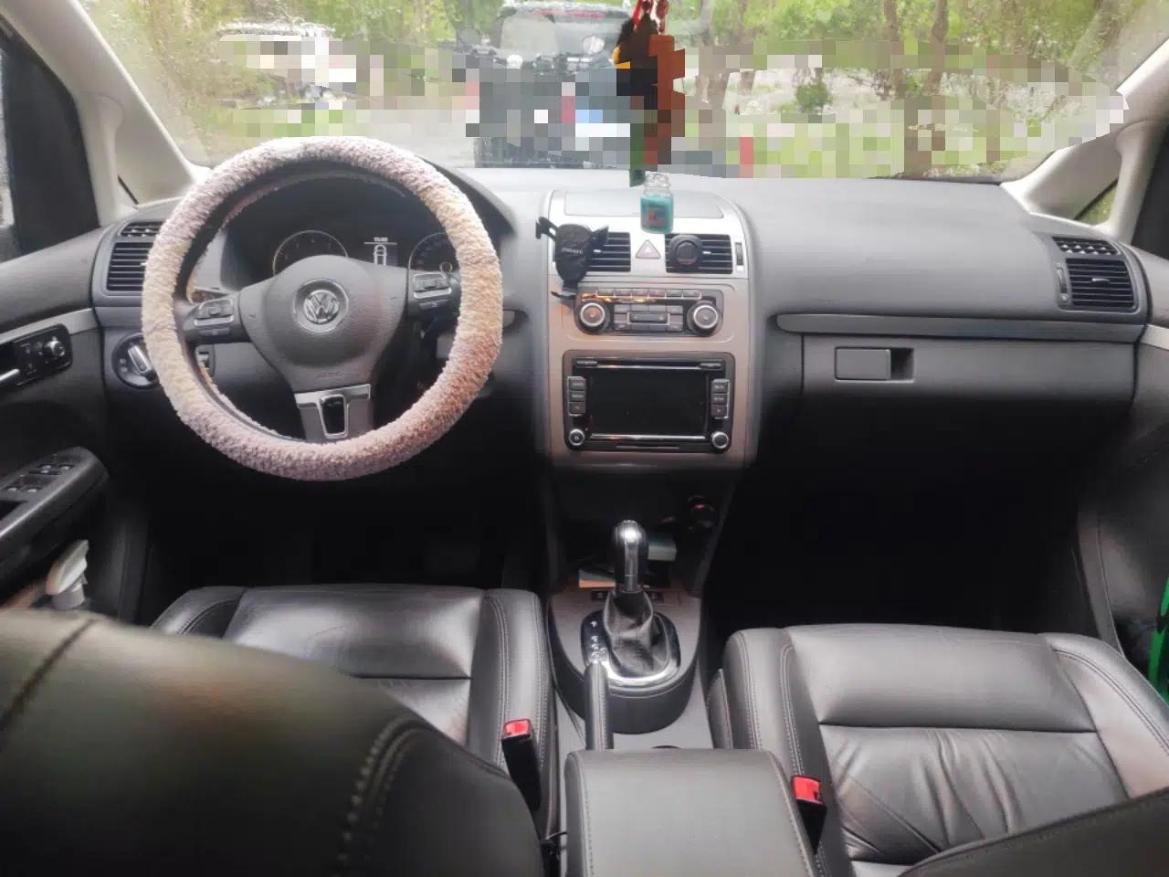 Volkswagen Touran 2013 1.4T DSG Smart Edition 5-seater — миниатюра 10