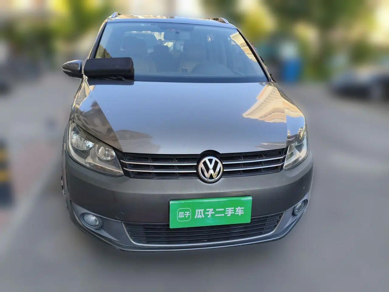 Volkswagen Touran 2011 1.4T DSG Zhiya Edition 5 Seats — миниатюра 2