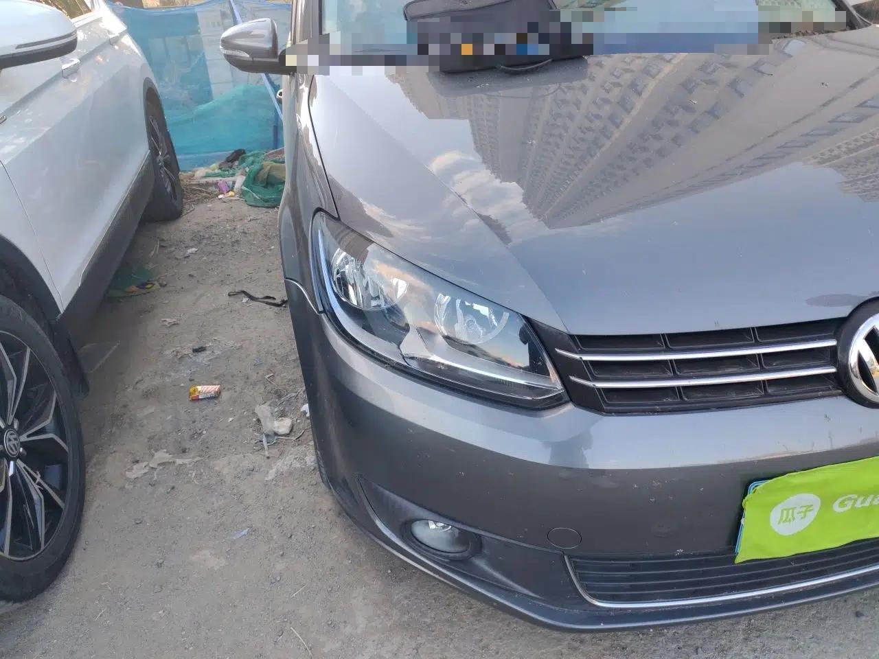 Volkswagen Touran 2015 1.4T DSG Comfort Edition 5 Seats — миниатюра 7