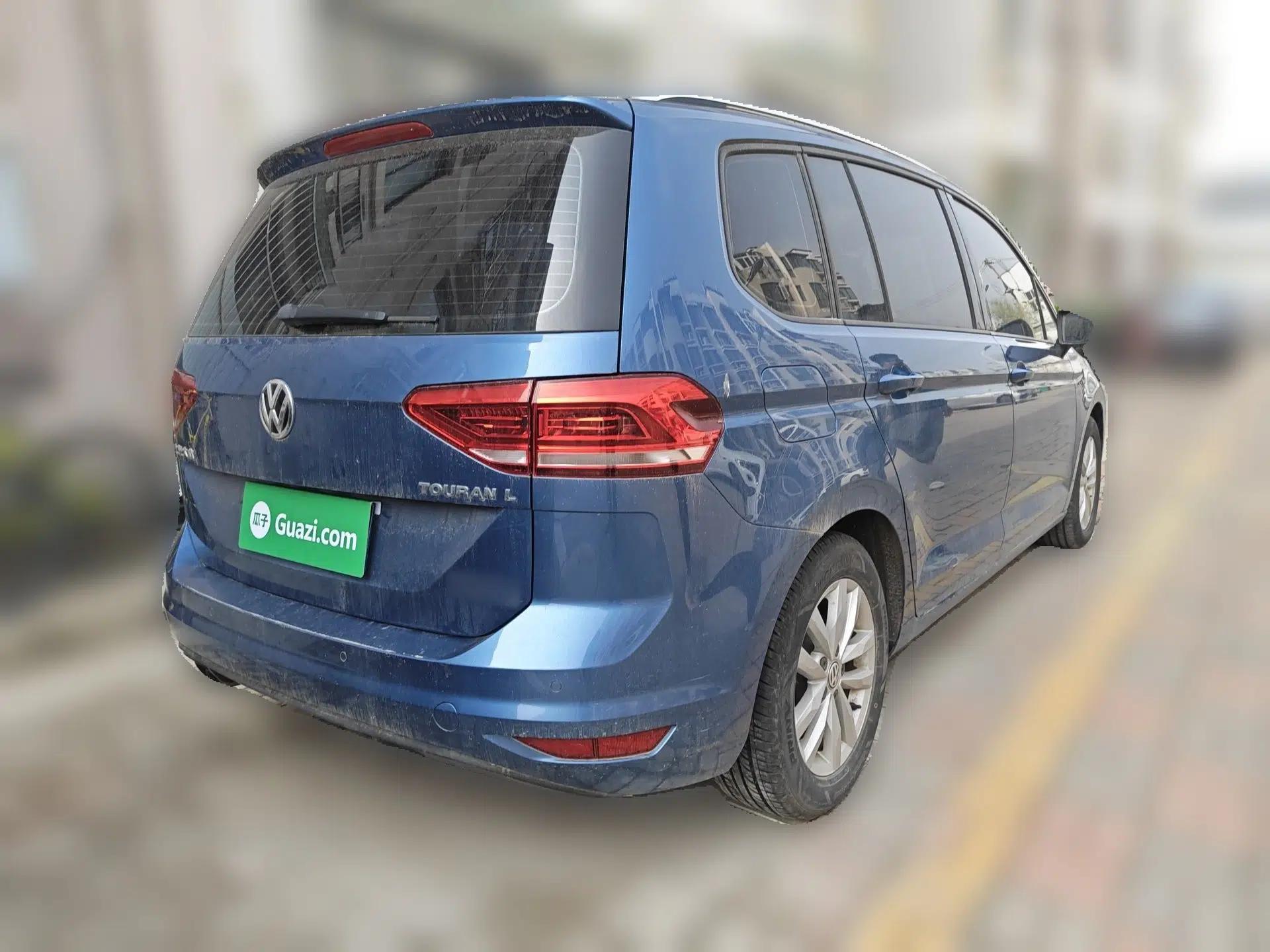 Volkswagen Touran 2016 Volkswagen Touran L 280TSI DSG Comfort Edition — миниатюра 4