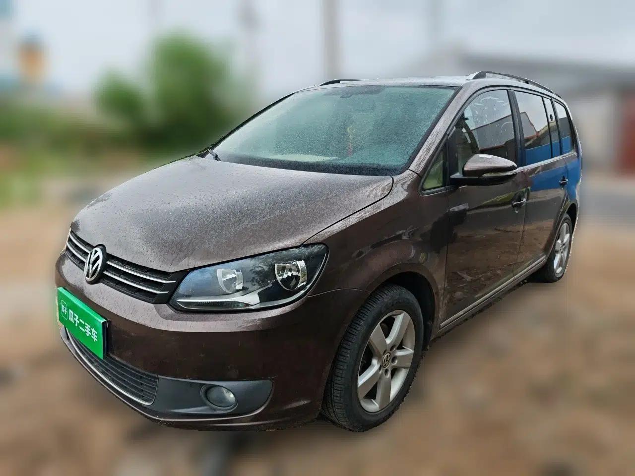Volkswagen Touran 2013 1.4T Manual Comfort Edition 5-Seater — миниатюра 1