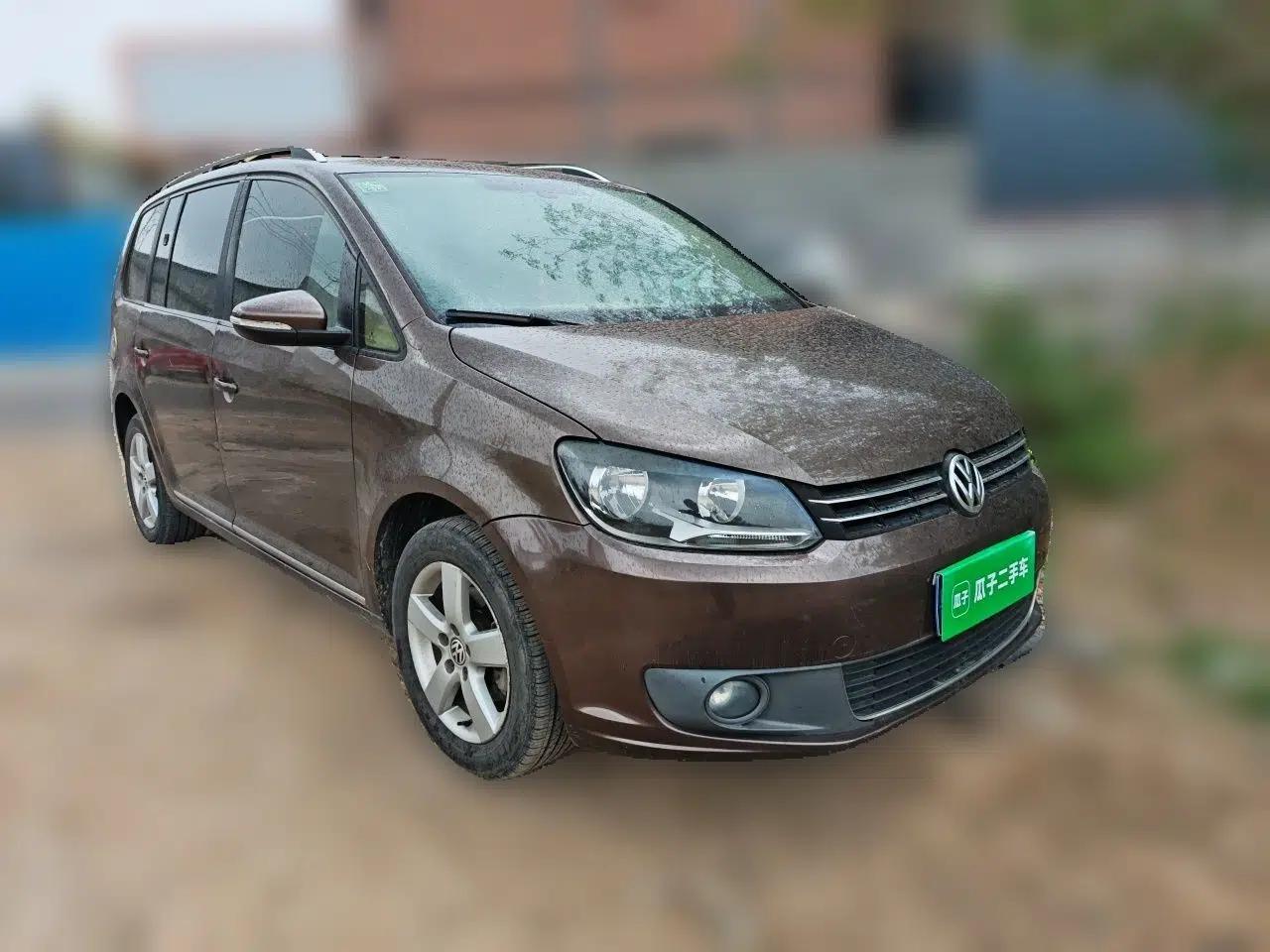 Volkswagen Touran 2013 1.4T Manual Comfort Edition 5-Seater — миниатюра 3