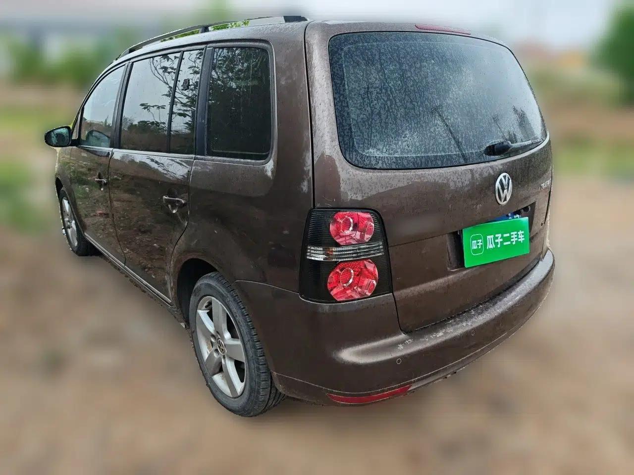 Volkswagen Touran 2013 1.4T Manual Comfort Edition 5-Seater — миниатюра 4