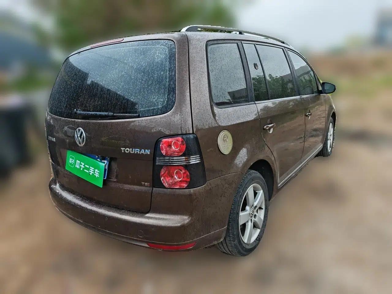 Volkswagen Touran 2013 1.4T Manual Comfort Edition 5-Seater — миниатюра 6