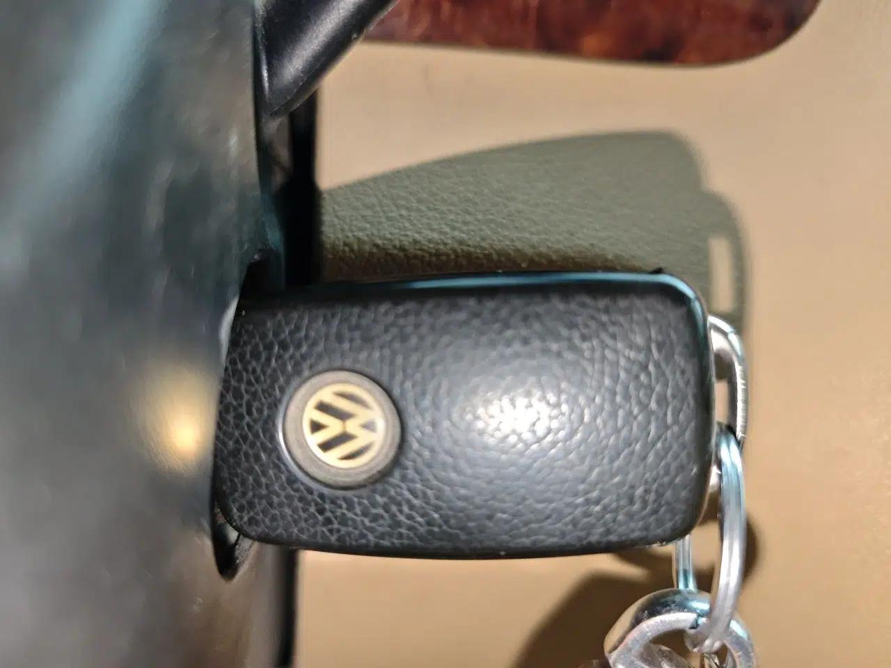 Volkswagen Touran 2013 1.4T Manual Comfort Edition 5-Seater — миниатюра 9