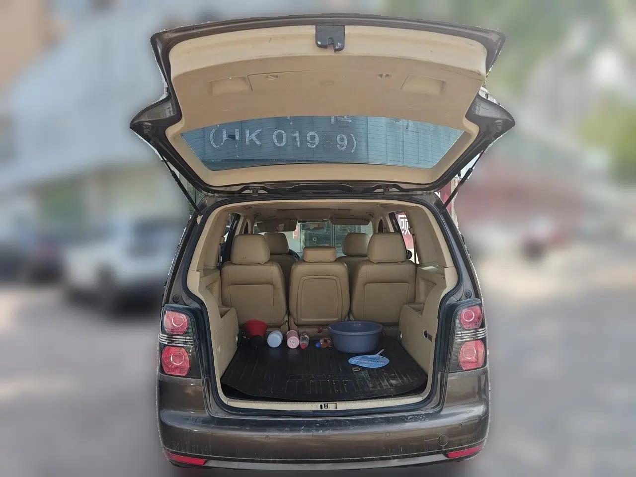 Volkswagen Touran 2011 1.4T Manual Zhiya Edition 5 Seats — миниатюра 20
