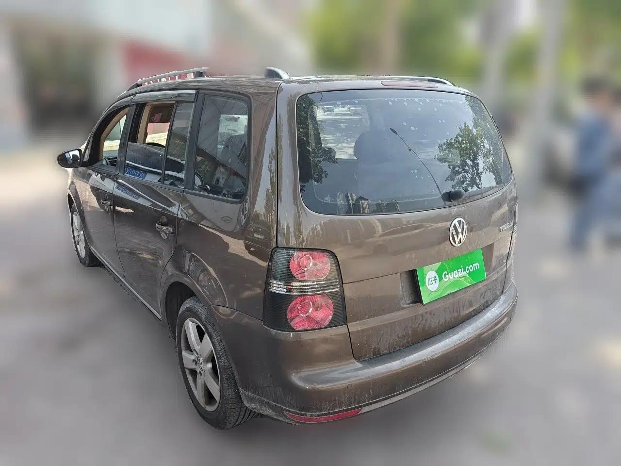 Volkswagen Touran 2011 1.4T Manual Zhiya Edition 5 Seats — миниатюра 4