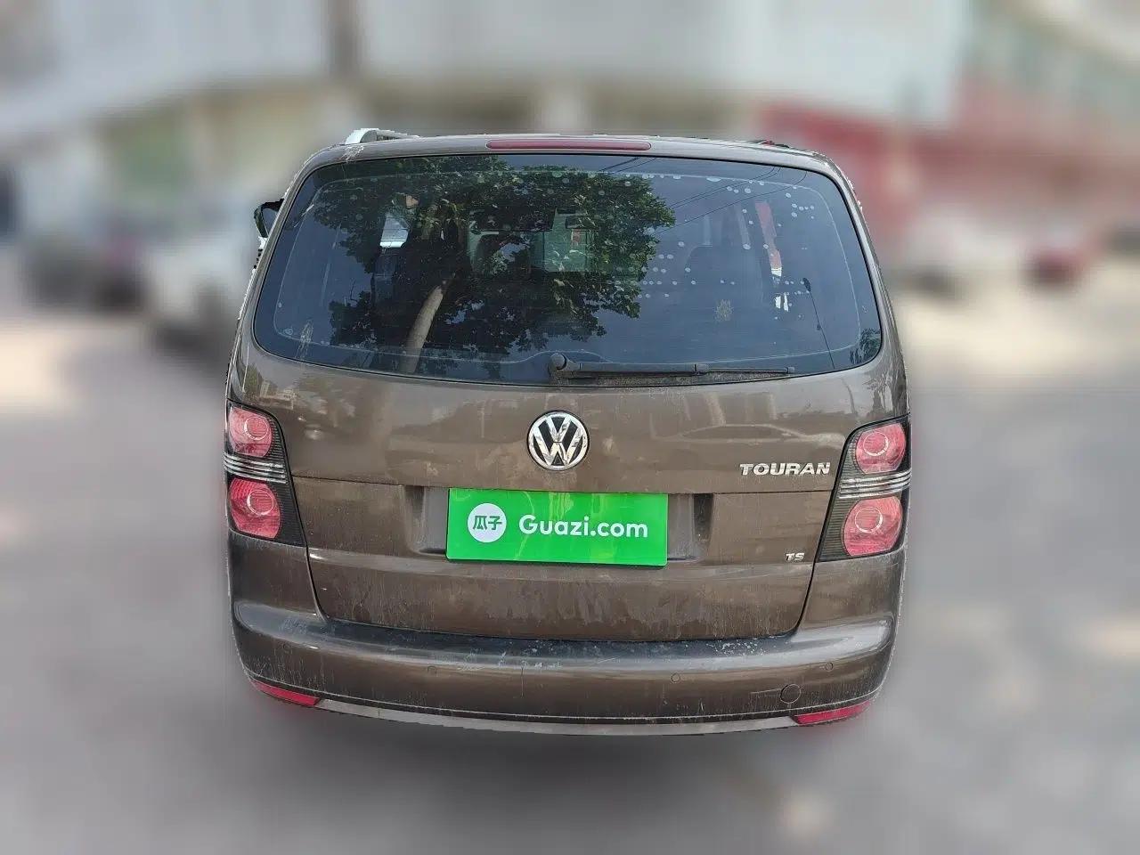 Volkswagen Touran 2011 1.4T Manual Zhiya Edition 5 Seats — миниатюра 5