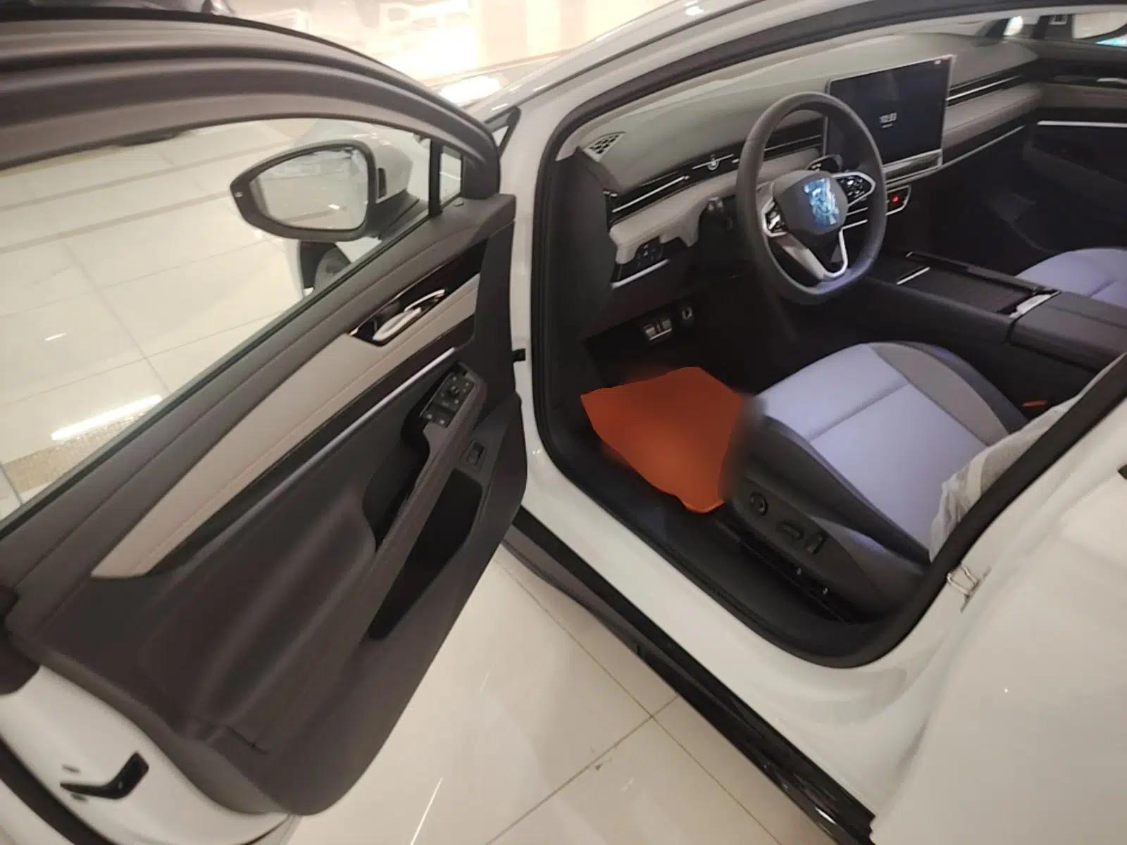 Volkswagen ID.7 VIZZION 2024 AIR model — миниатюра 19