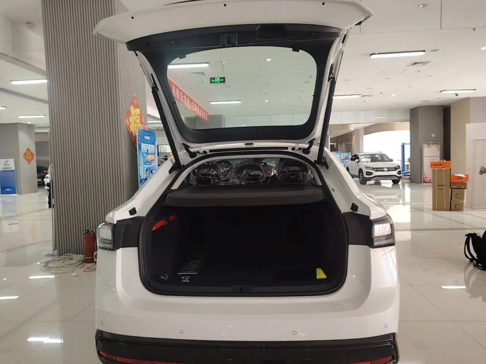 Volkswagen ID.7 VIZZION 2024 AIR model — миниатюра 22