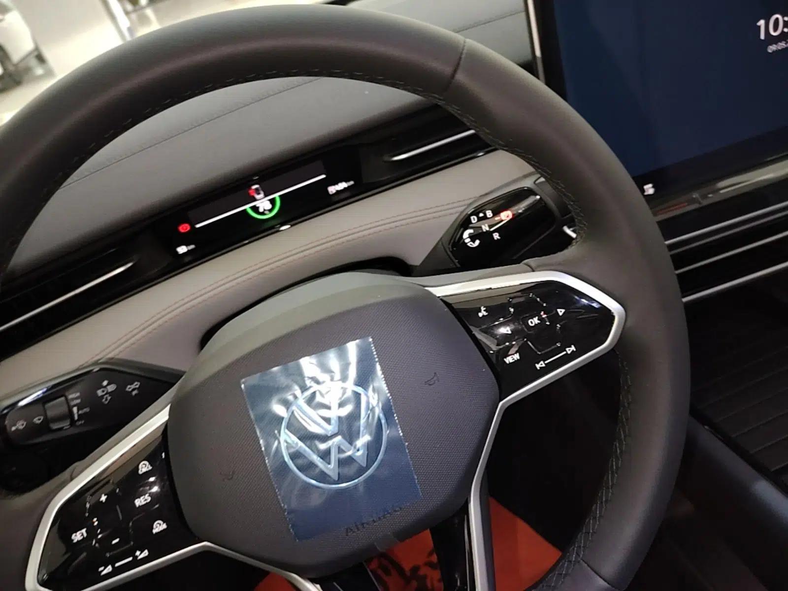 Volkswagen ID.7 VIZZION 2024 AIR model — миниатюра 17