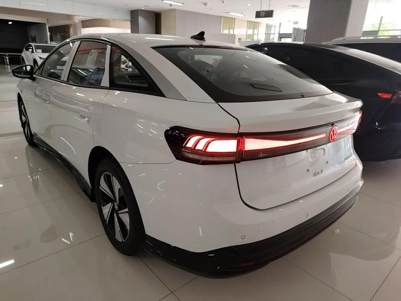 Volkswagen ID.7 VIZZION 2024 AIR model — миниатюра 4
