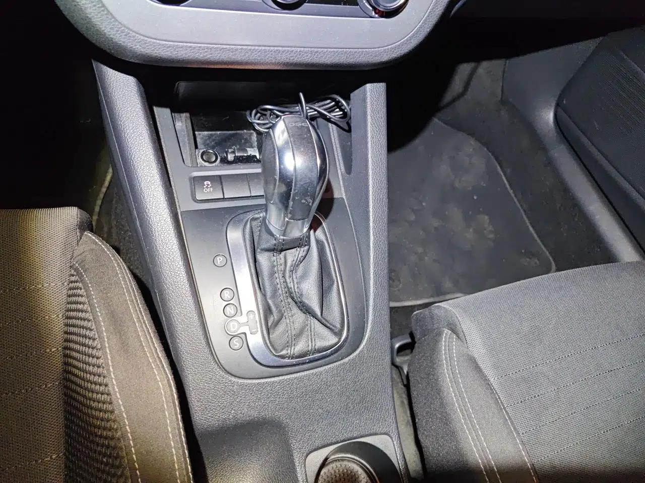 Volkswagen Scirocco 2011 1.4 TSI Single-Turbo Fashion Edition — миниатюра 15