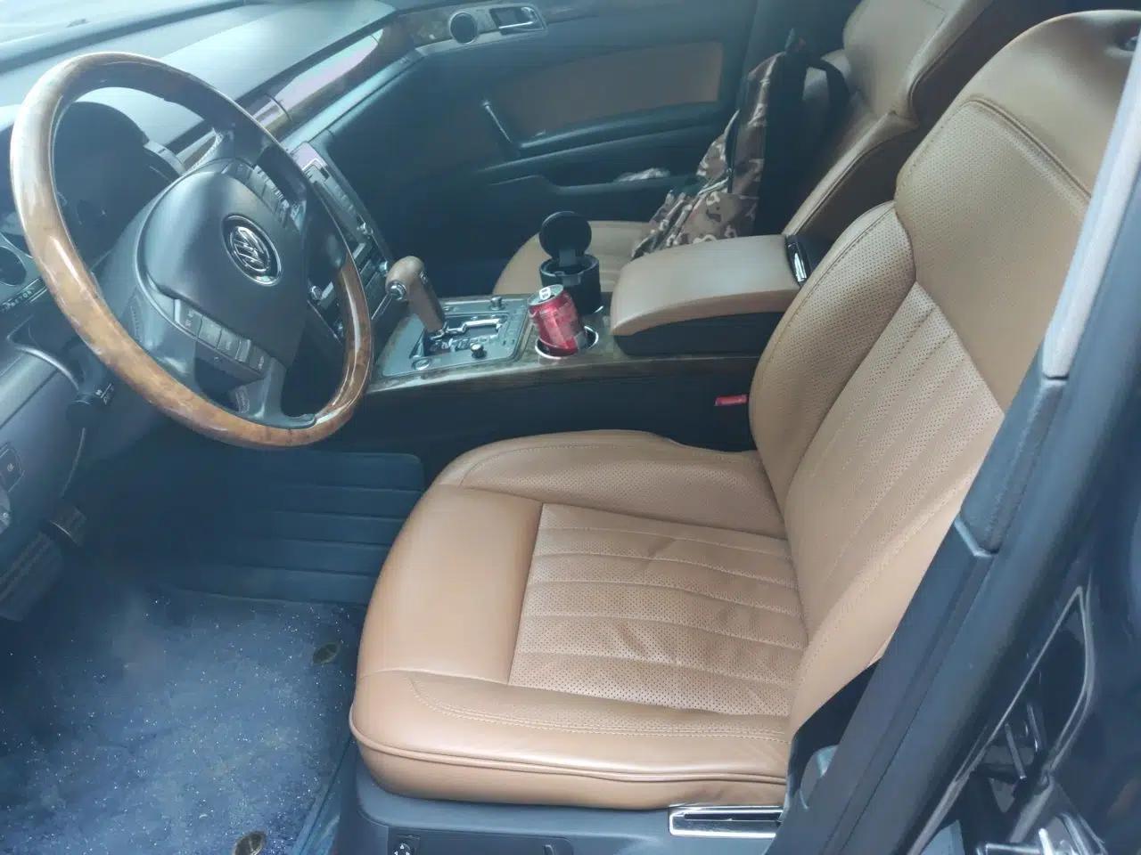 Volkswagen Phaeton 2011 3.6L V6 5-Seater Extended Business Edition — миниатюра 16