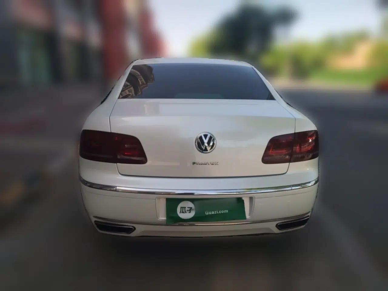 Volkswagen Phaeton 2011 3.6L V6 5-Seater Extended Business Edition — миниатюра 5