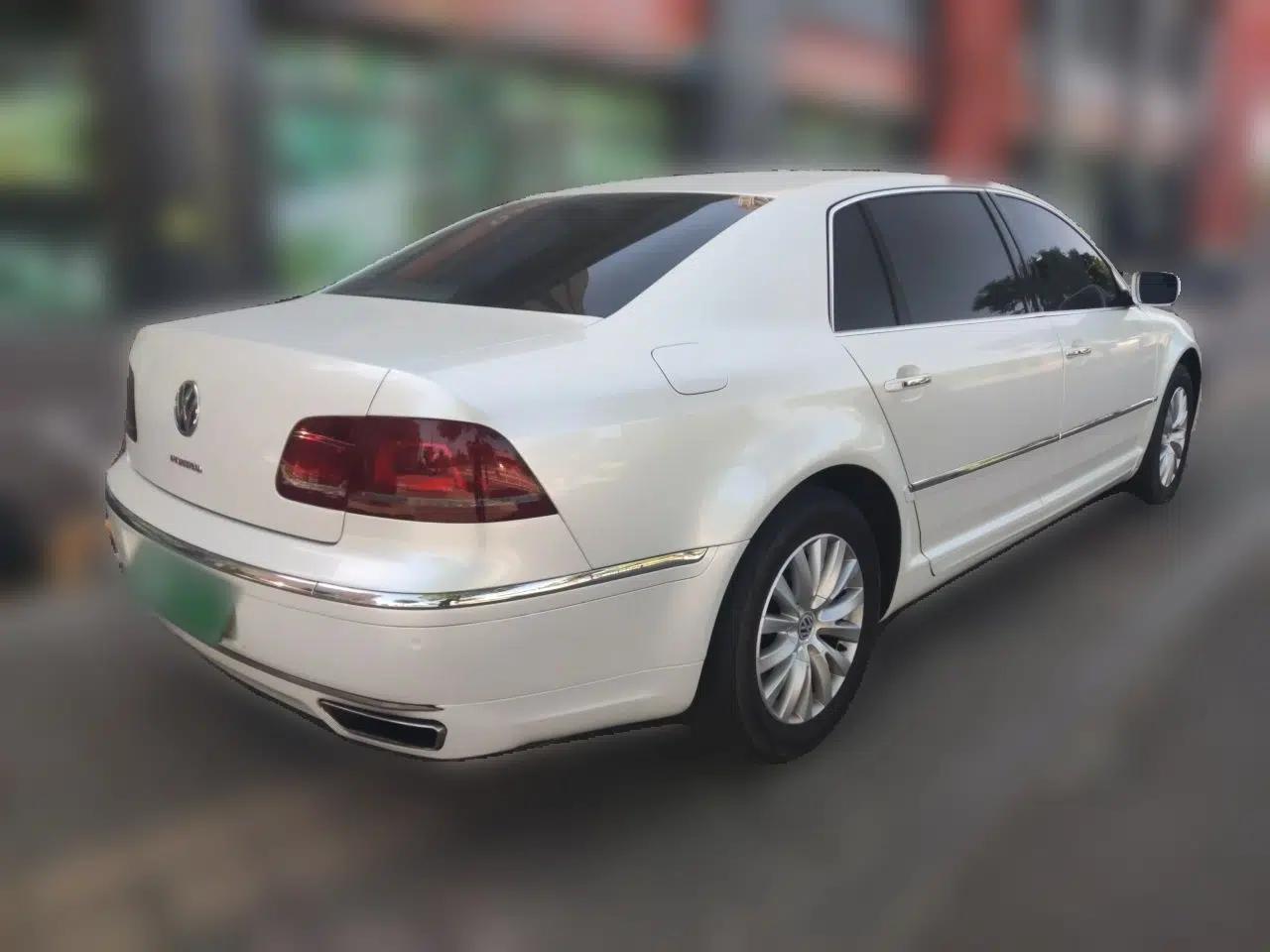 Volkswagen Phaeton 2011 3.6L V6 5-Seater Extended Business Edition — миниатюра 6