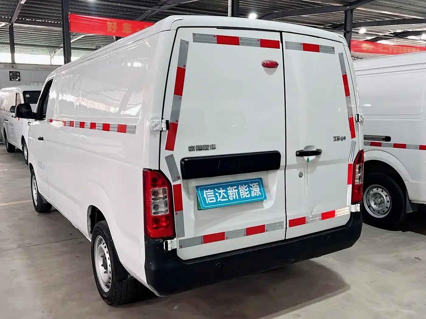 Jiangtun E6 2024 Model, Guoxuan 40.55kWh Comfort Edition — миниатюра 10
