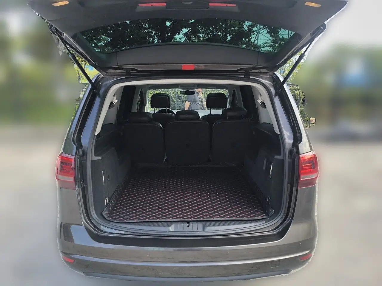 Volkswagen Sharan 2018 380TSI Comfort Edition 7-Seater — миниатюра 20