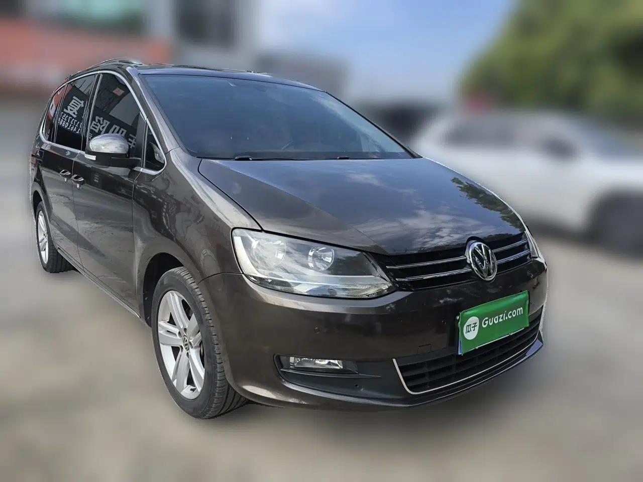 Volkswagen Sharan 2018 380TSI Comfort Edition 7-Seater — миниатюра 3