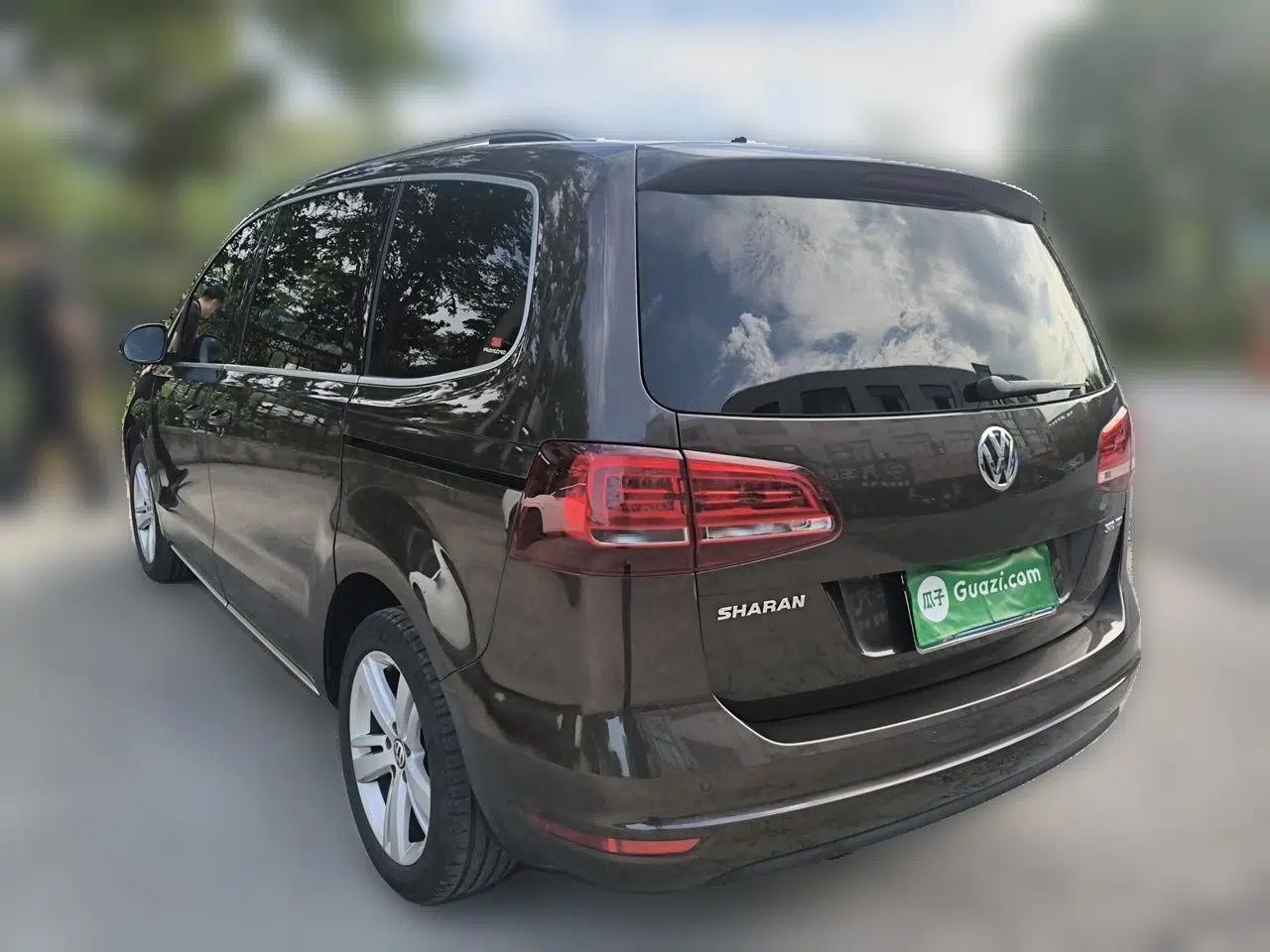 Volkswagen Sharan 2018 380TSI Comfort Edition 7-Seater — миниатюра 4