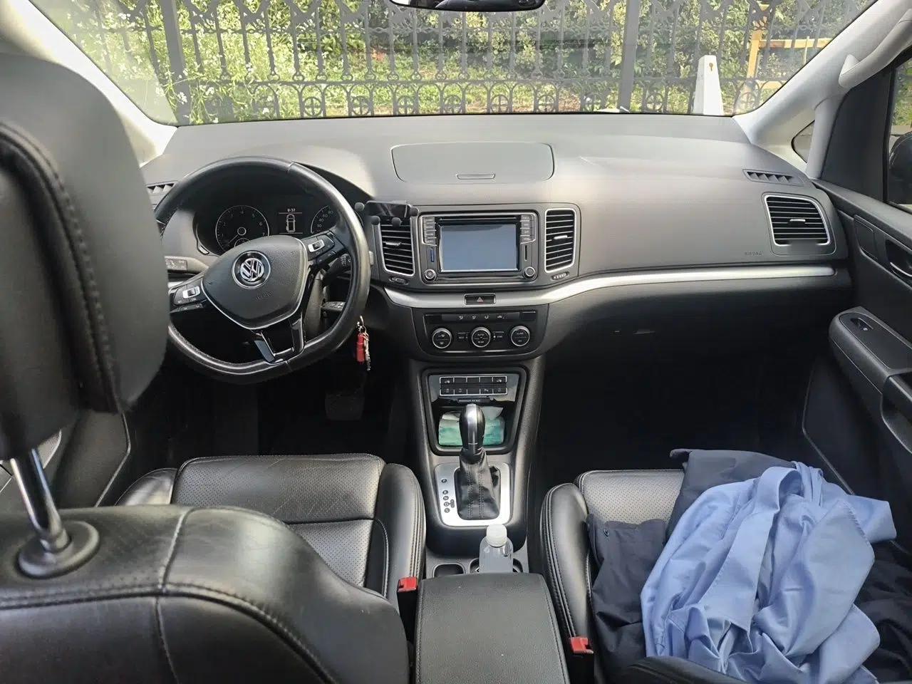 Volkswagen Sharan 2018 380TSI Comfort Edition 7-Seater — миниатюра 10
