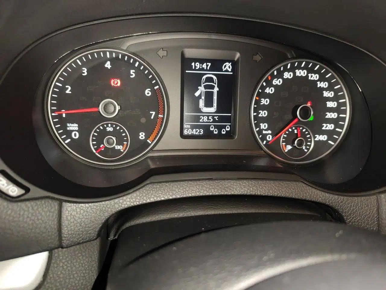Volkswagen Sharan 2018 380TSI Comfort Edition 6-Seater — миниатюра 13