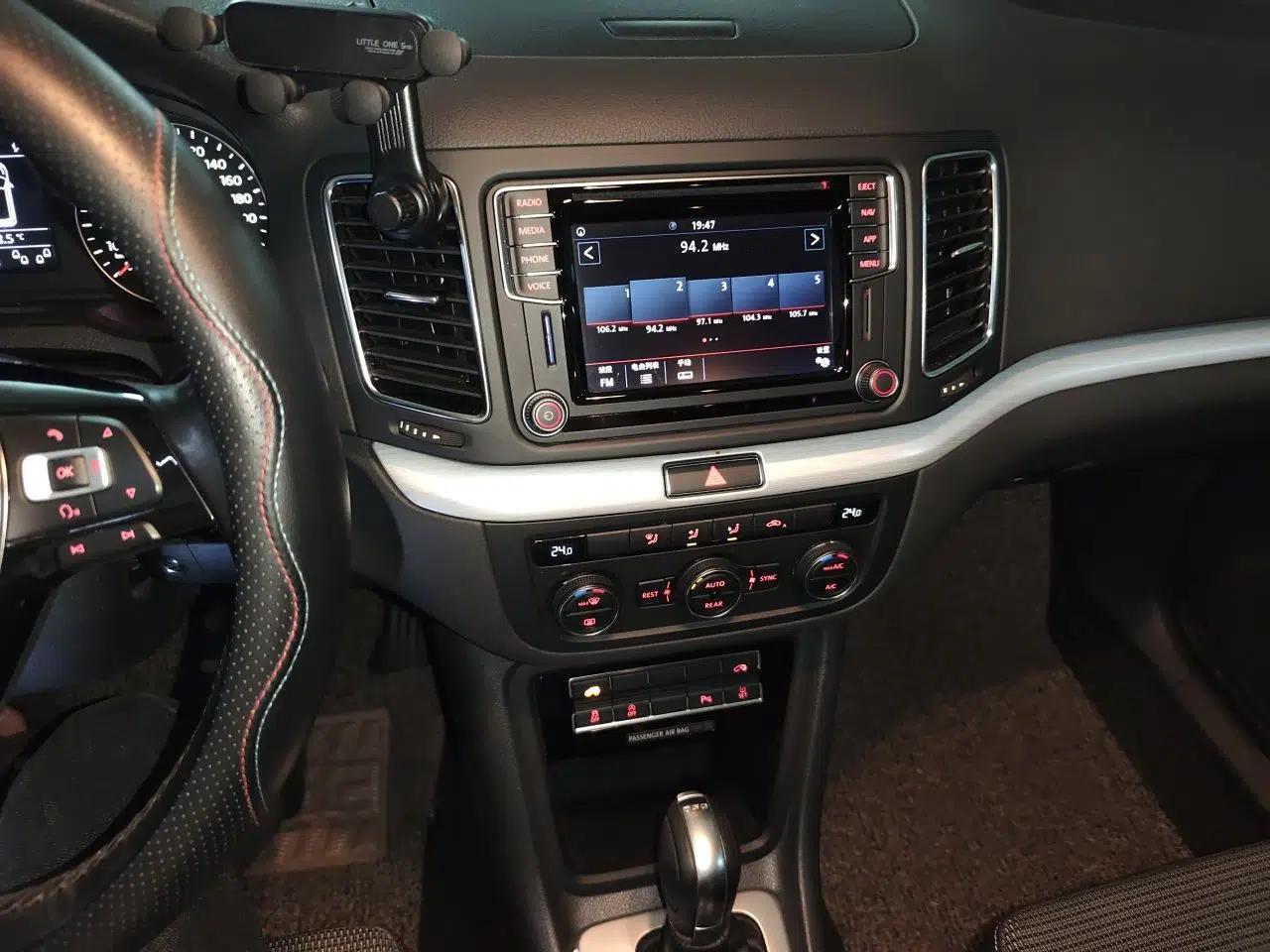 Volkswagen Sharan 2018 380TSI Comfort Edition 6-Seater — миниатюра 14