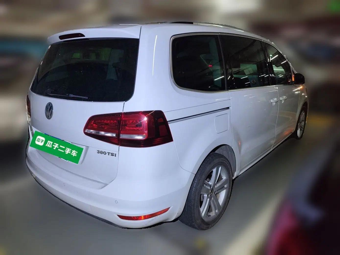 Volkswagen Sharan 2018 380TSI Comfort Edition 6-Seater — миниатюра 6