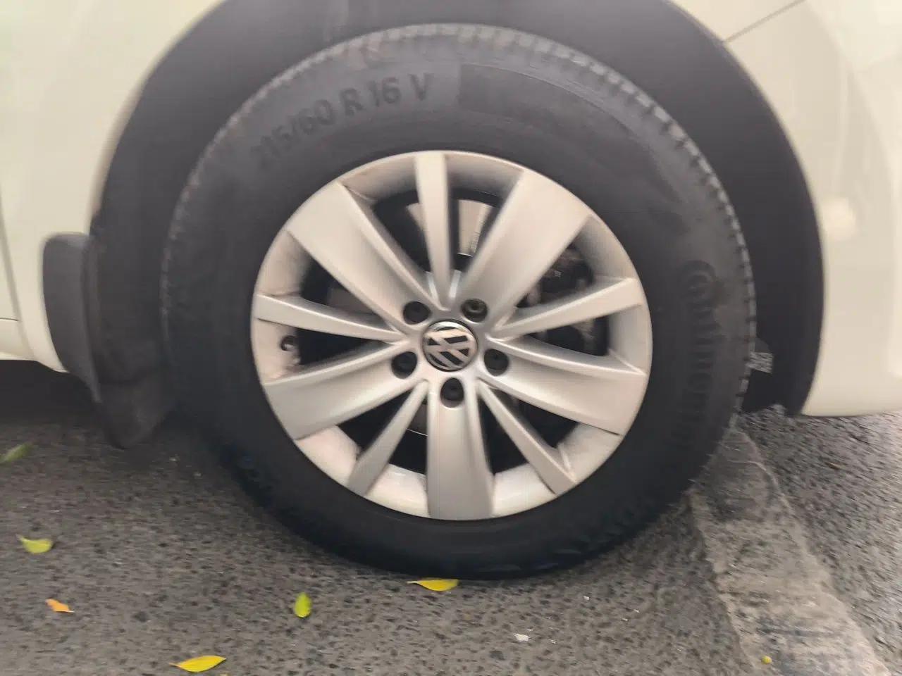 Volkswagen Sharan 2013 1.8TSI Standard Model Euro IV — миниатюра 8