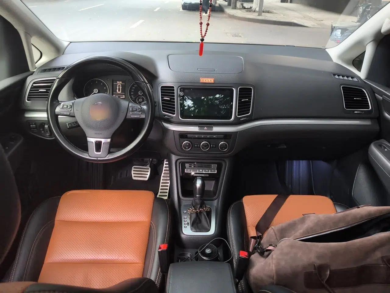 Volkswagen Sharan 2013 1.8TSI Standard Model Euro IV — миниатюра 10