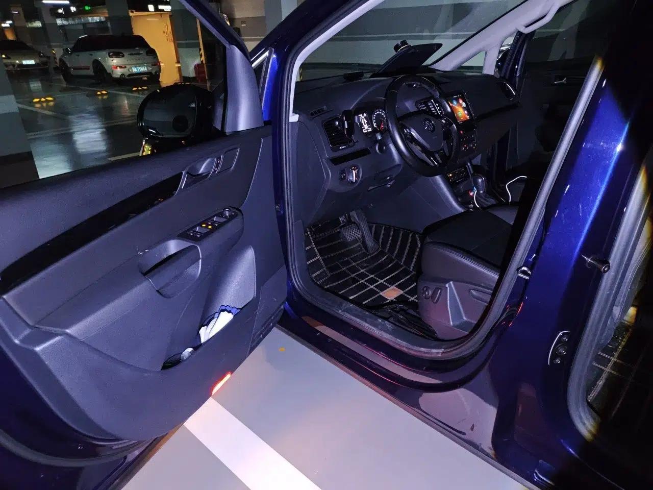 Volkswagen Sharan 2018 380TSI Enjoyment Edition Premium 7-Seater — миниатюра 17