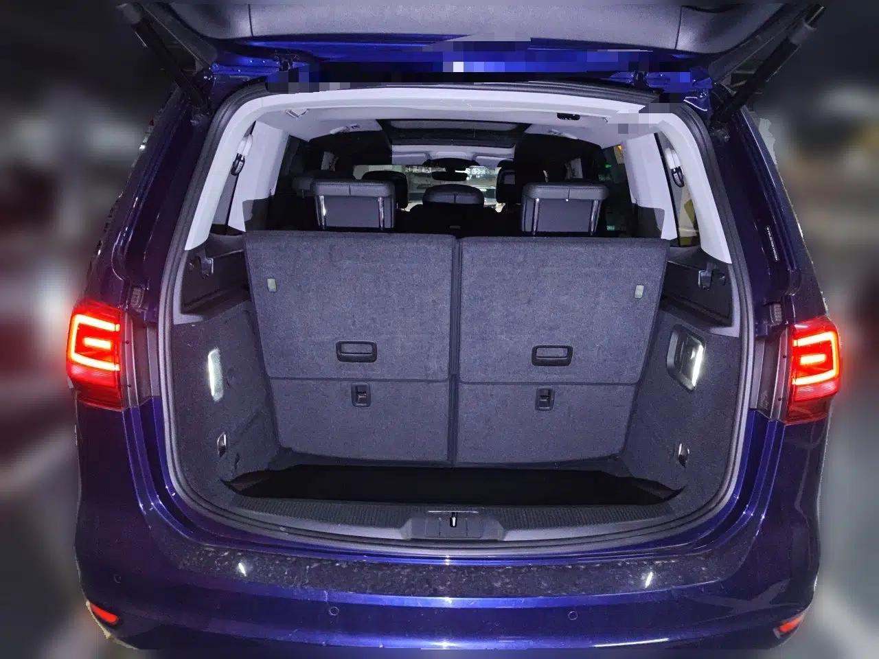Volkswagen Sharan 2018 380TSI Enjoyment Edition Premium 7-Seater — миниатюра 20