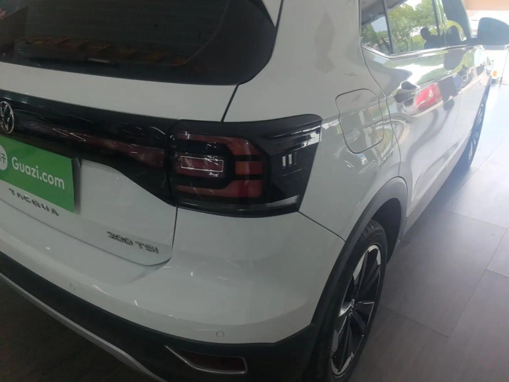 Volkswagen Tacqua 2023 200TSI DSG Joy-Connect Edition — миниатюра 7