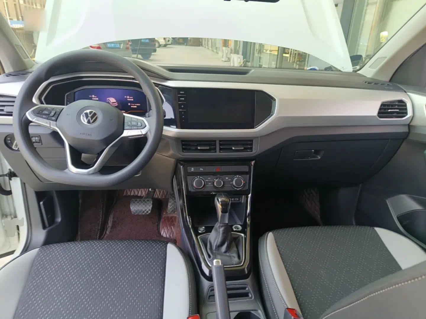 Volkswagen Tacqua 2021 1.5L Automatic Yue Zhi Lian Edition — миниатюра 13